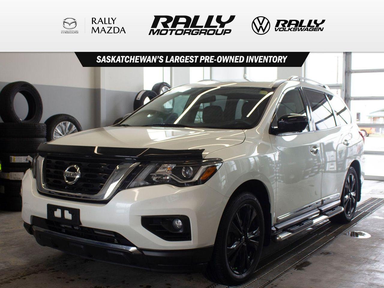 2017 Nissan Pathfinder S-0