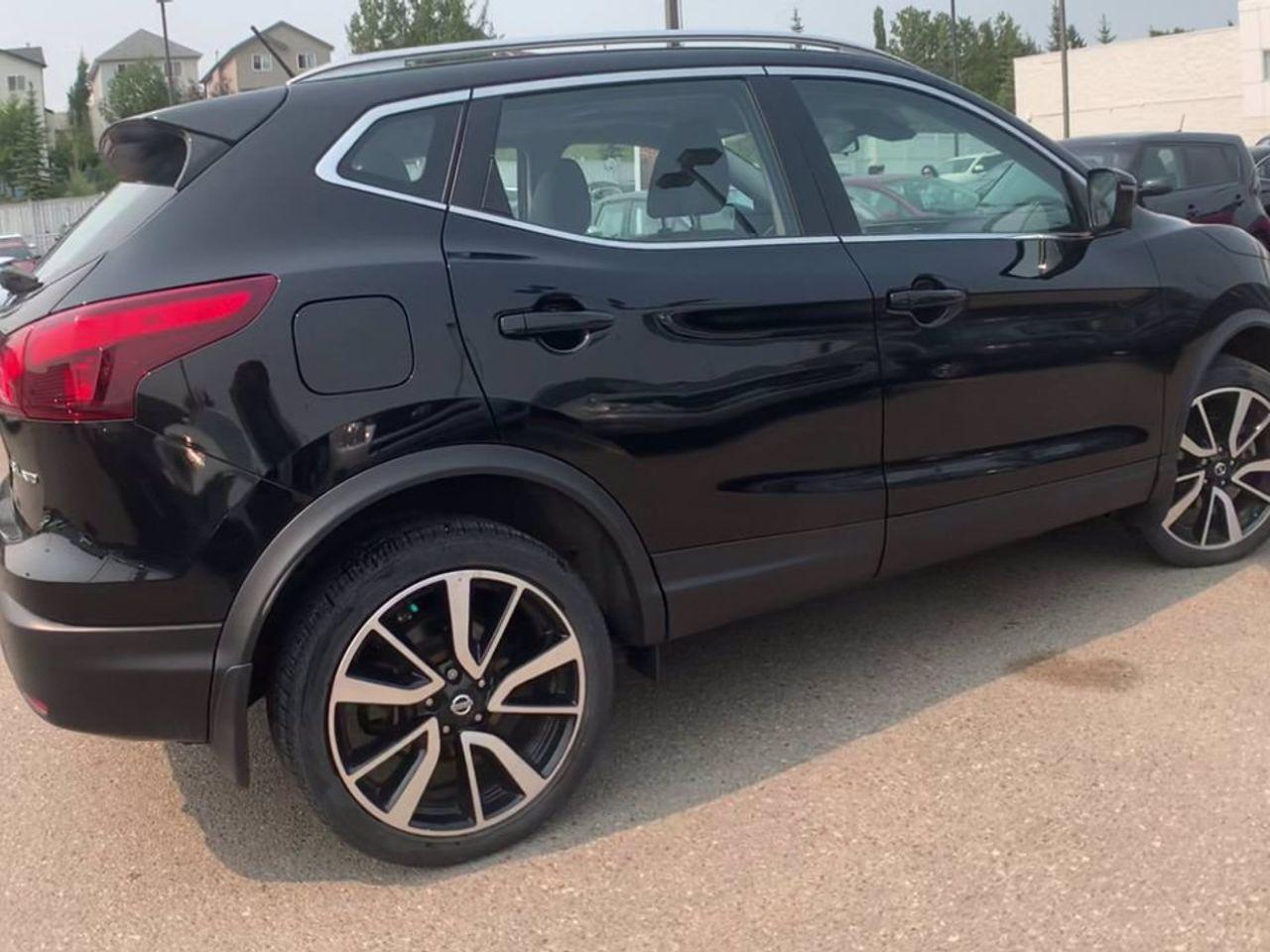 2017 Nissan Qashqai SV-1
