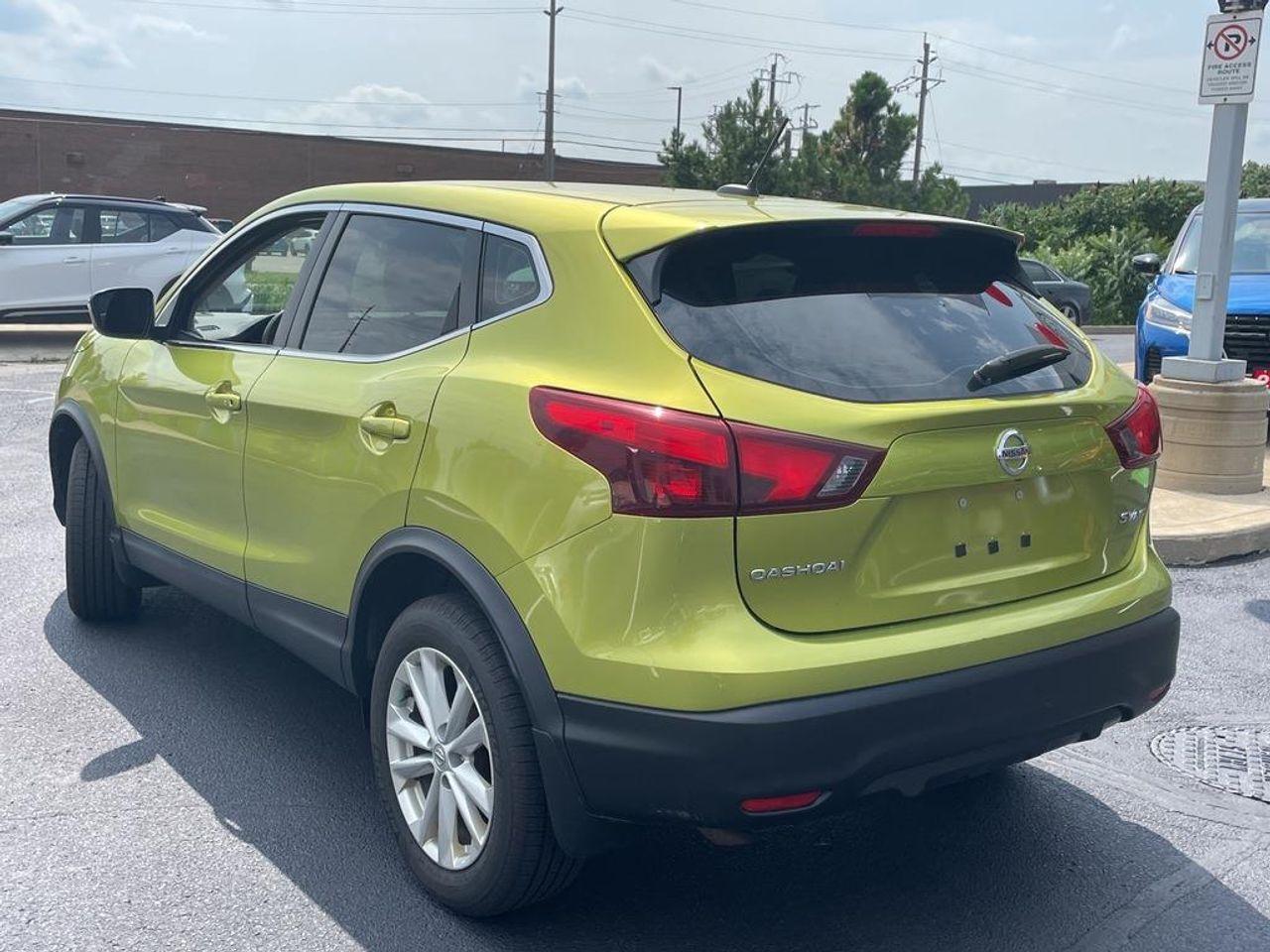 2017 Nissan Qashqai SV-2