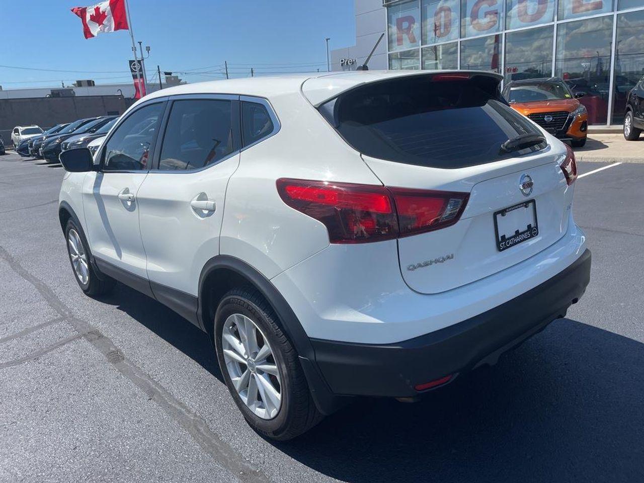 2017 Nissan Qashqai SV-2