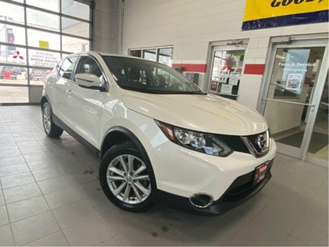 2017 Nissan Qashqai SV-1