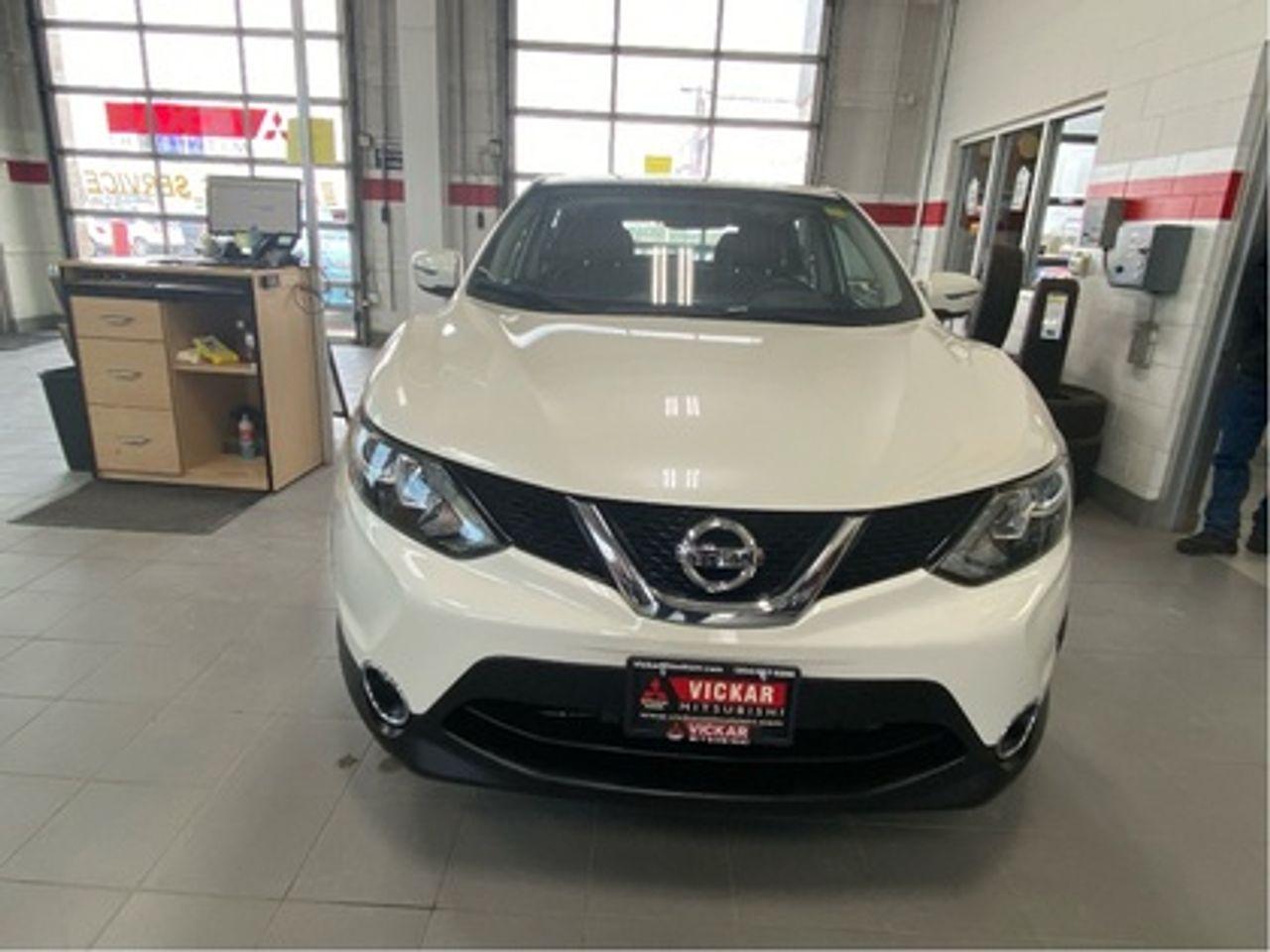 2017 Nissan Qashqai SV-2