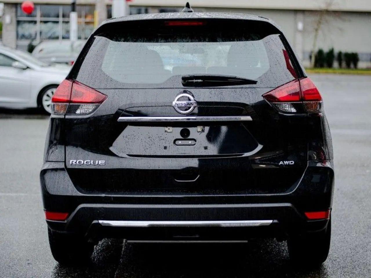 2017 Nissan Rogue S-3