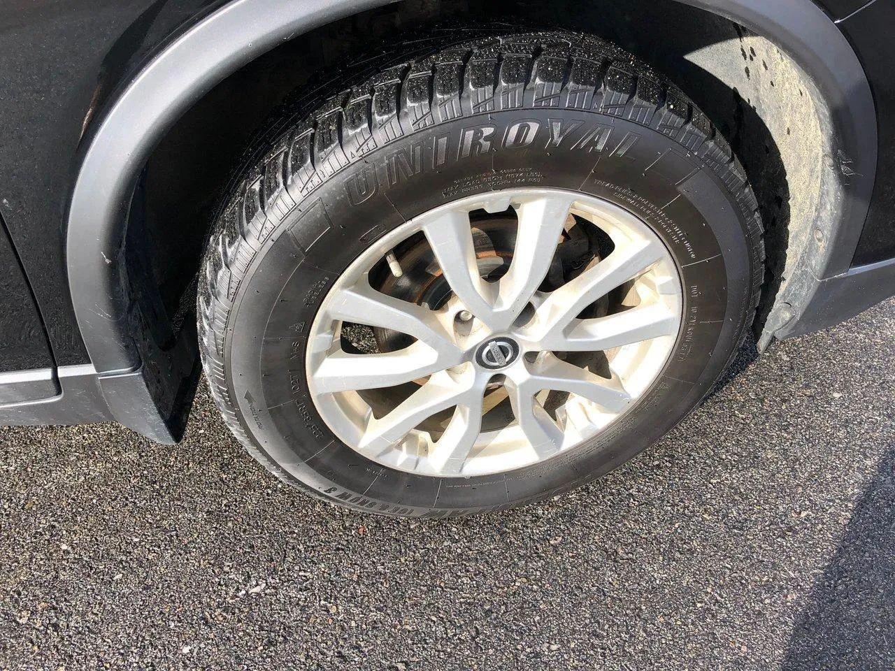 2017 Nissan Rogue S-2