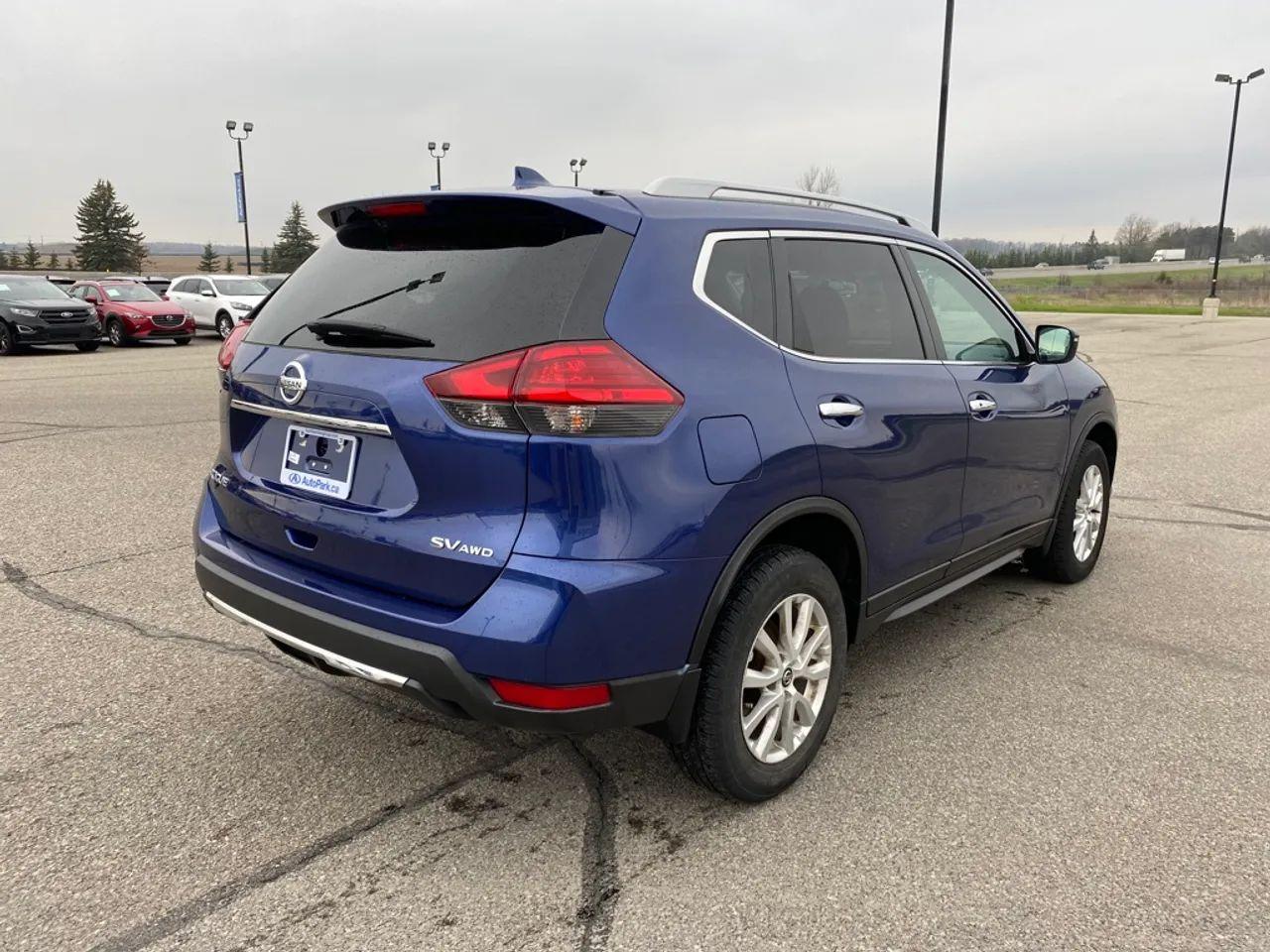 2017 Nissan Rogue S-4