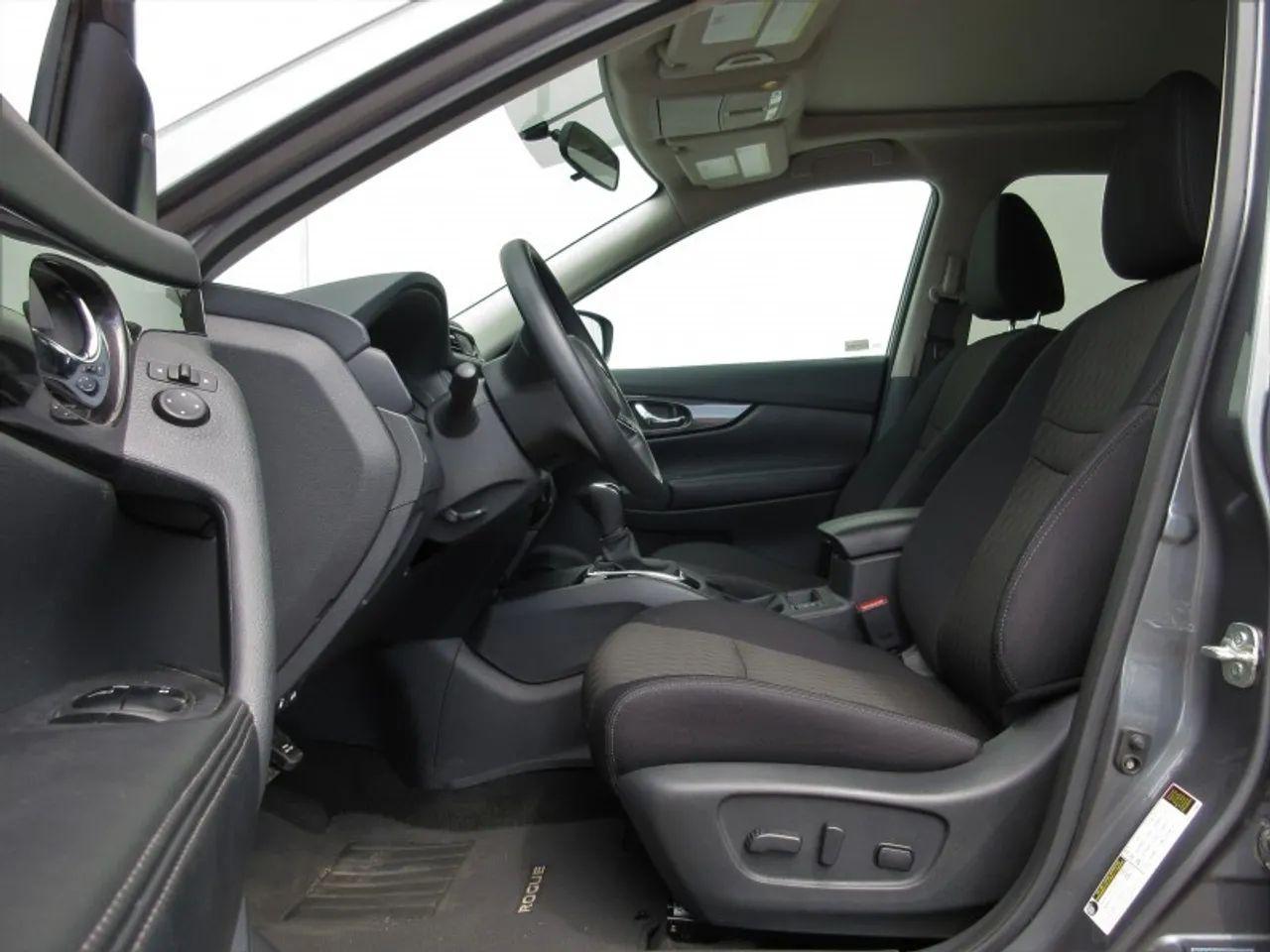 2017 Nissan Rogue S-4