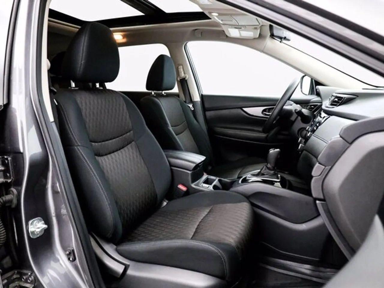 2017 Nissan Rogue S-4