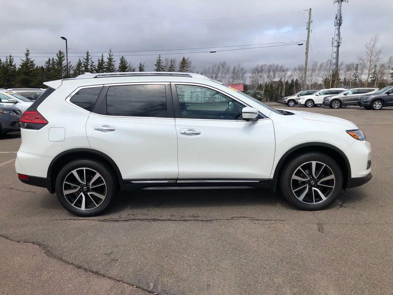 2017 Nissan Rogue S-1