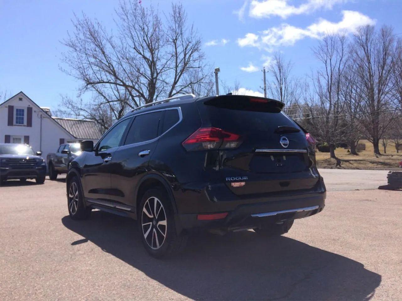 2017 Nissan Rogue S-4