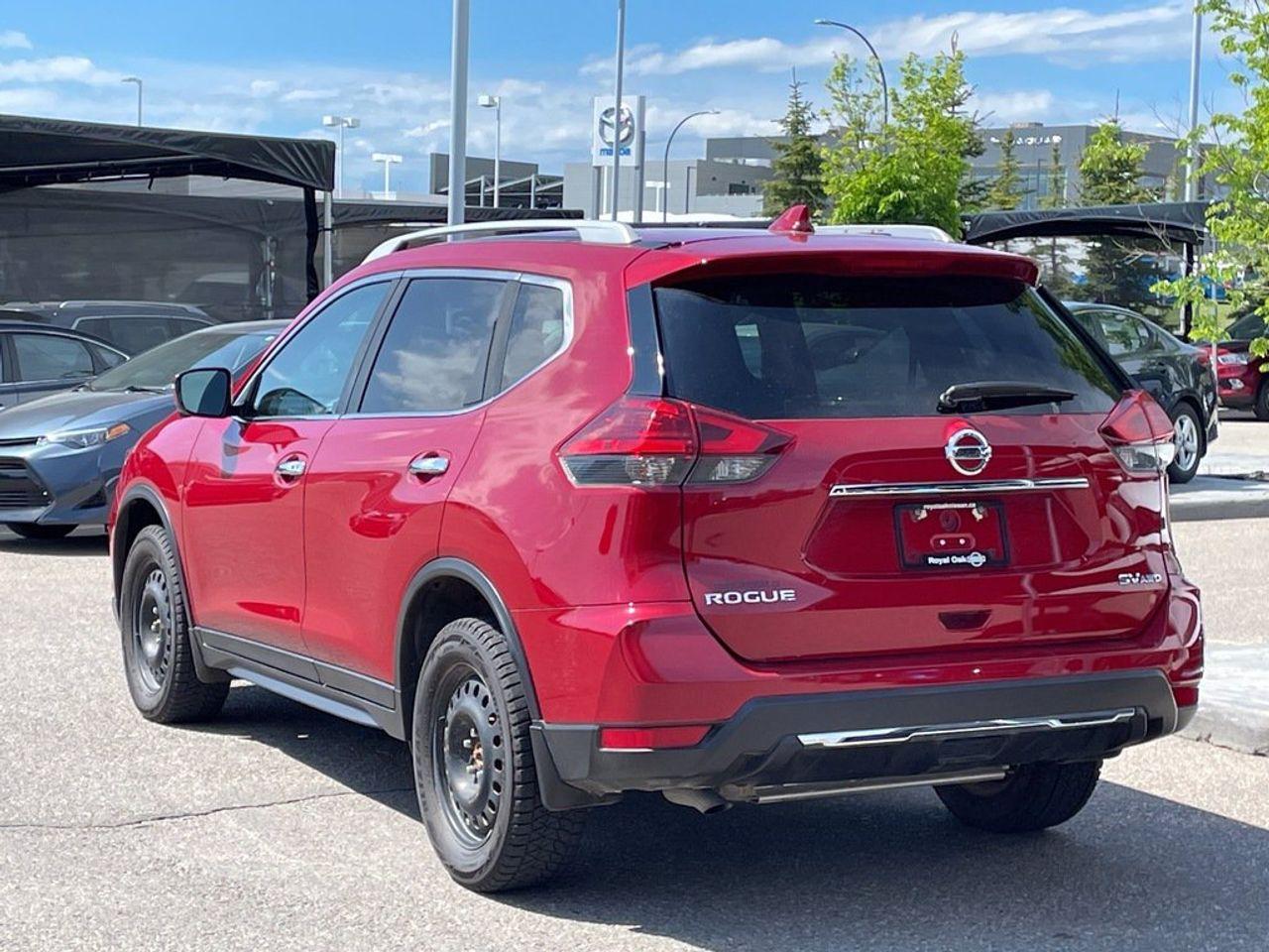 2017 Nissan Rogue S-4