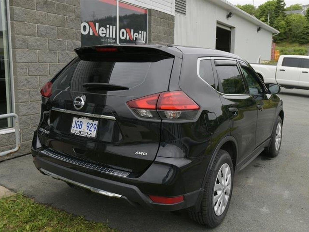 2017 Nissan Rogue S-3