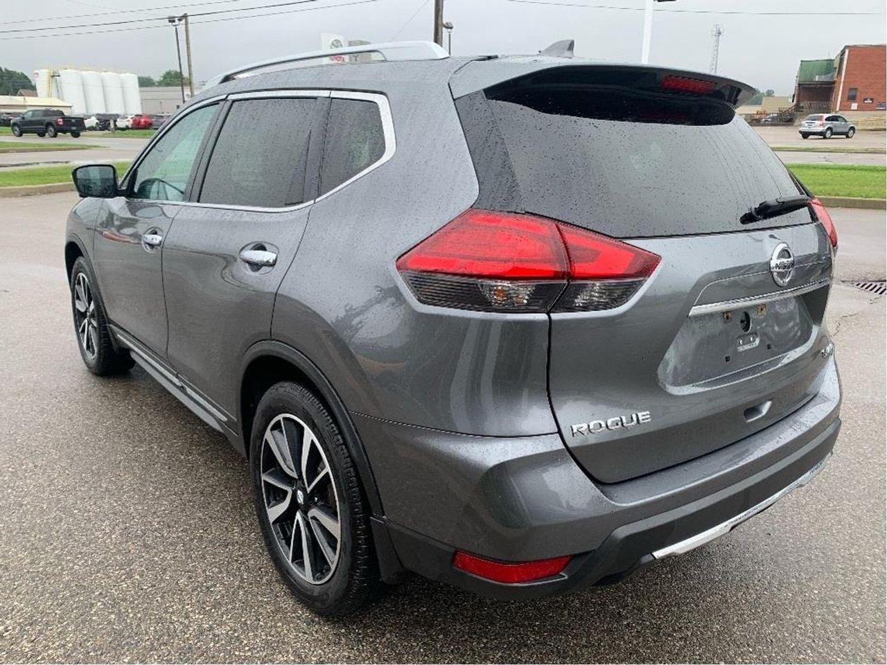 2017 Nissan Rogue S-4