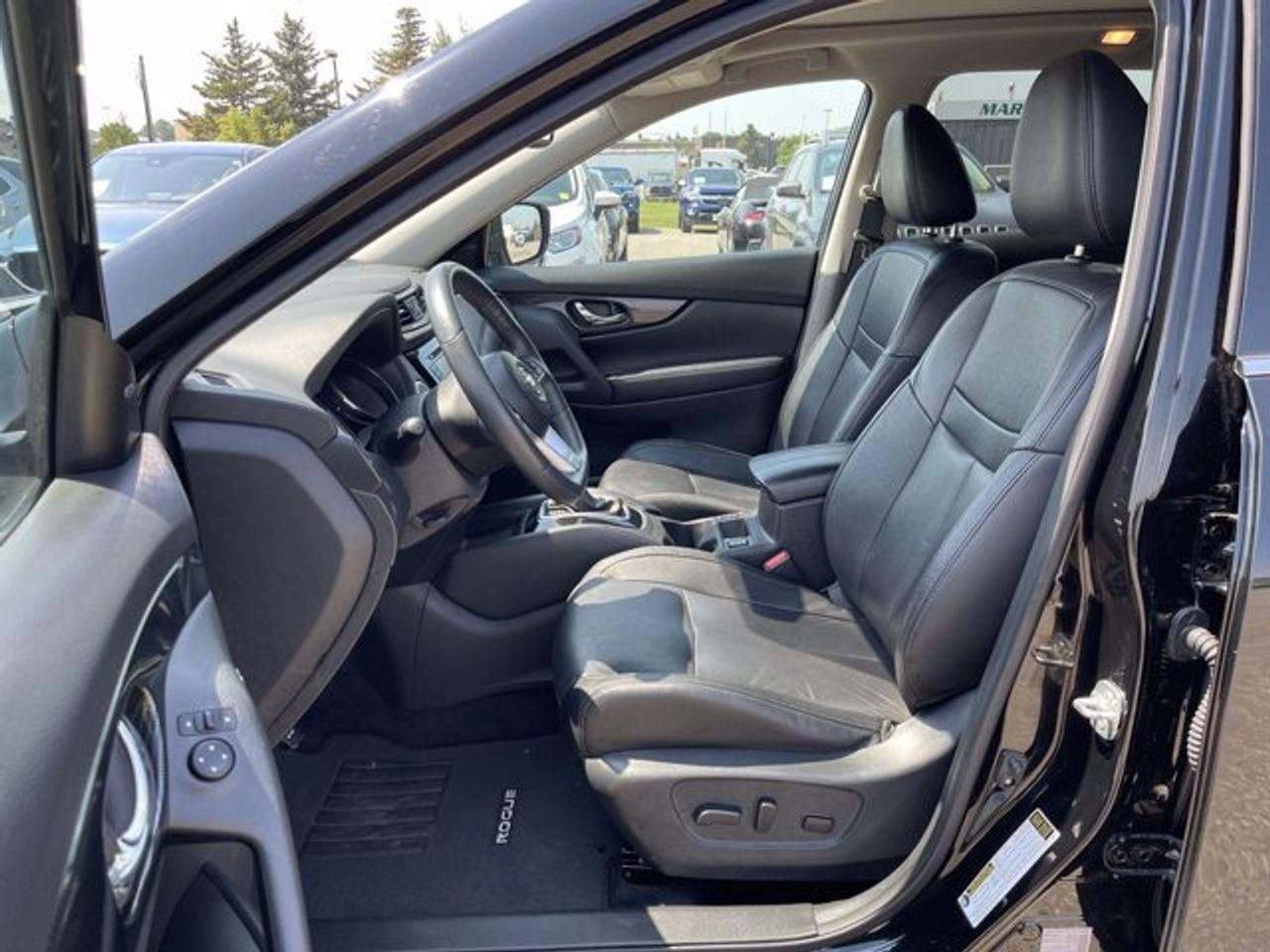 2017 Nissan Rogue S-1
