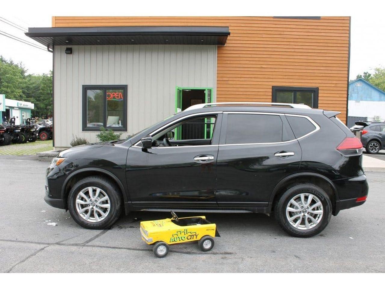 2017 Nissan Rogue S-1