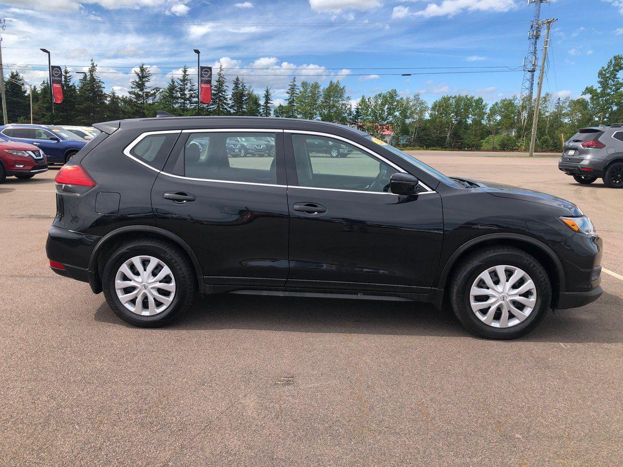 2017 Nissan Rogue S-2