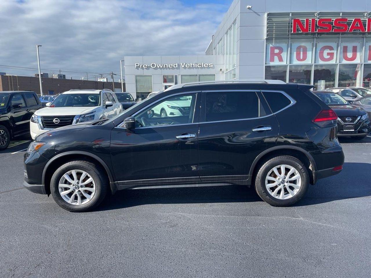 2017 Nissan Rogue S-2