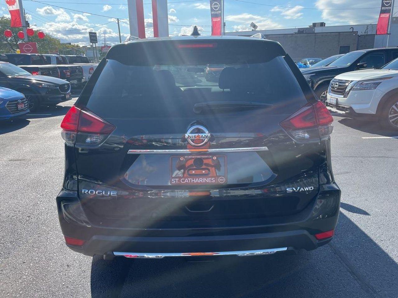 2017 Nissan Rogue S-4