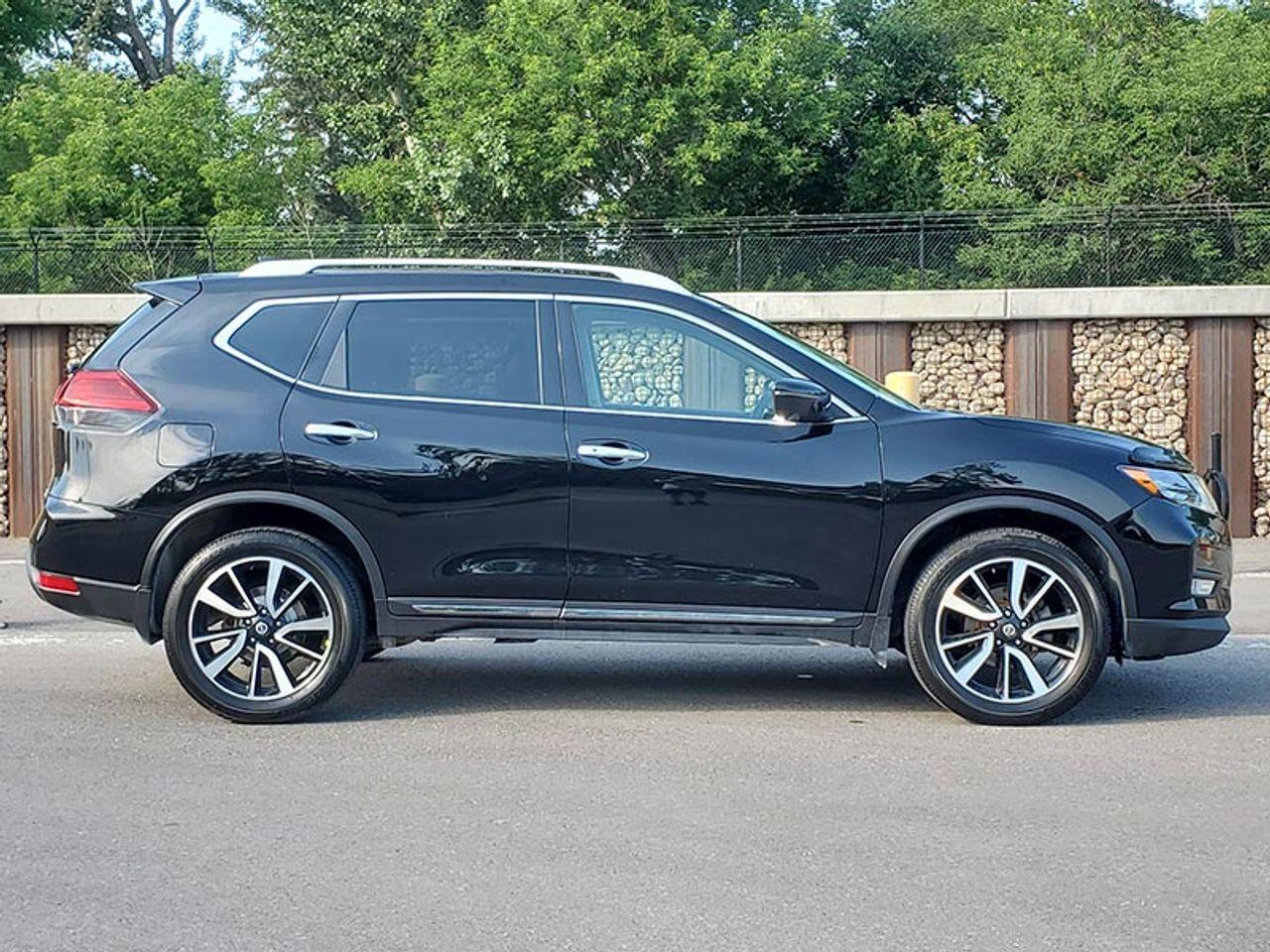 2017 Nissan Rogue S-4