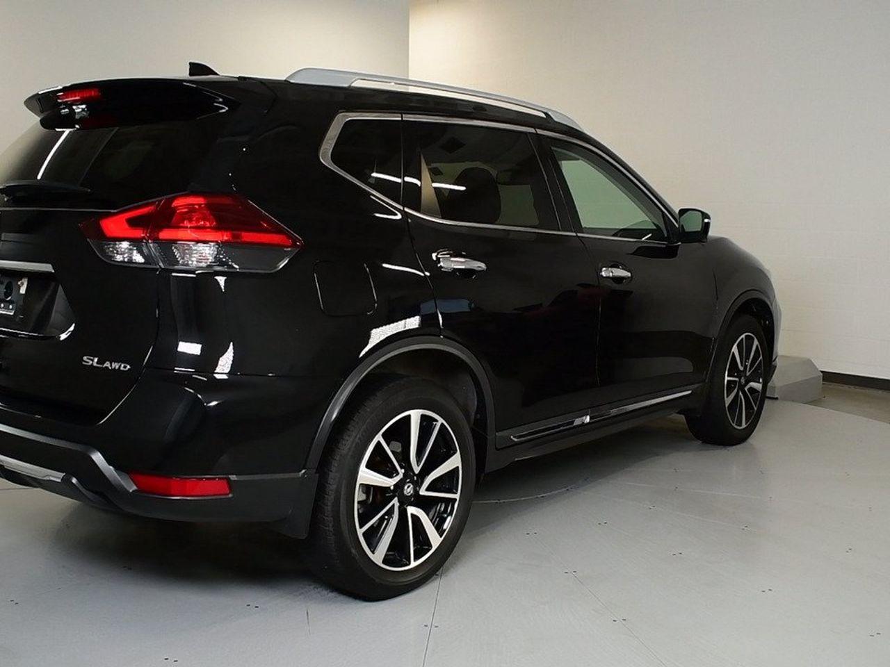 2017 Nissan Rogue S-4