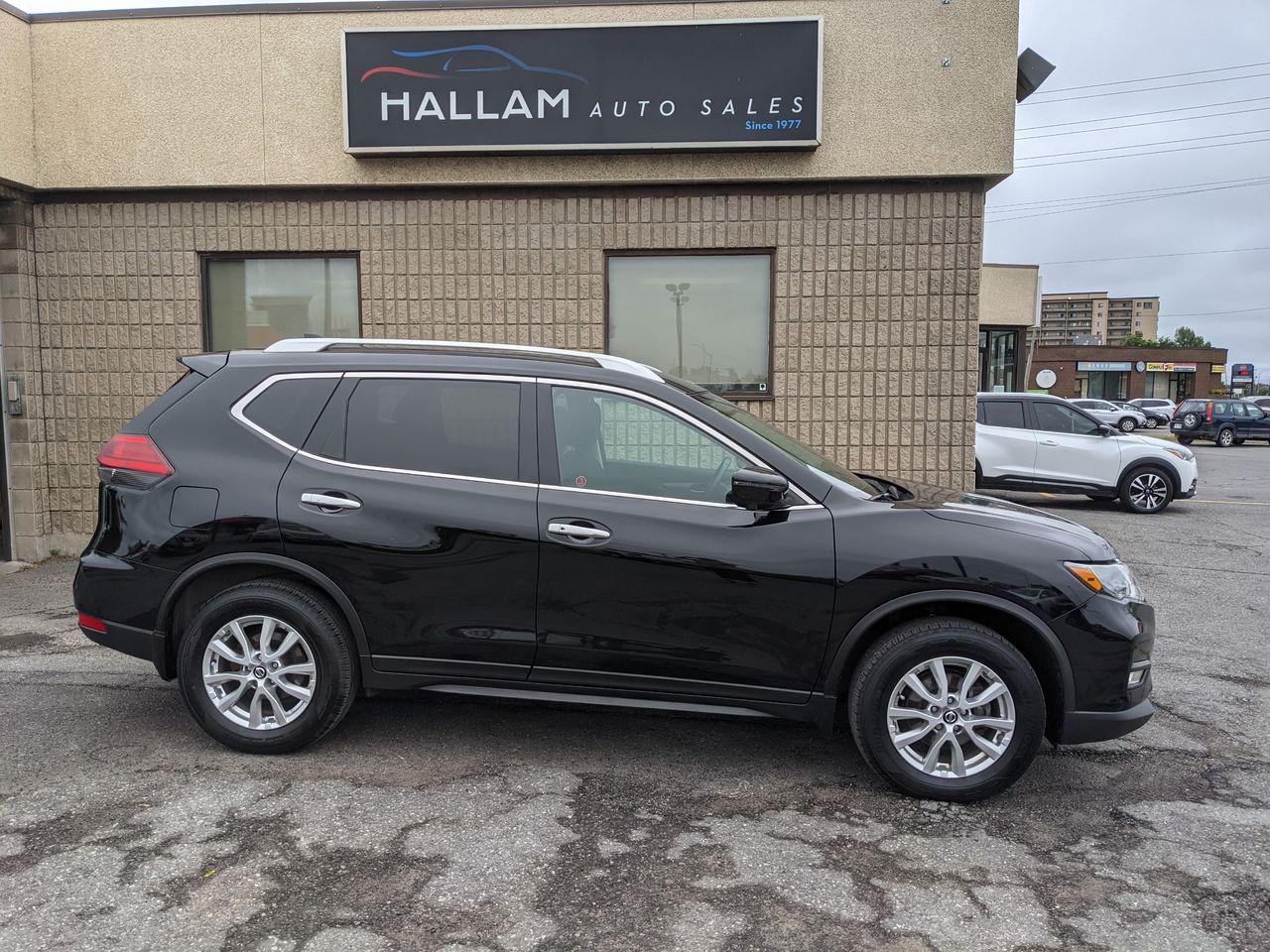 2017 Nissan Rogue S-1
