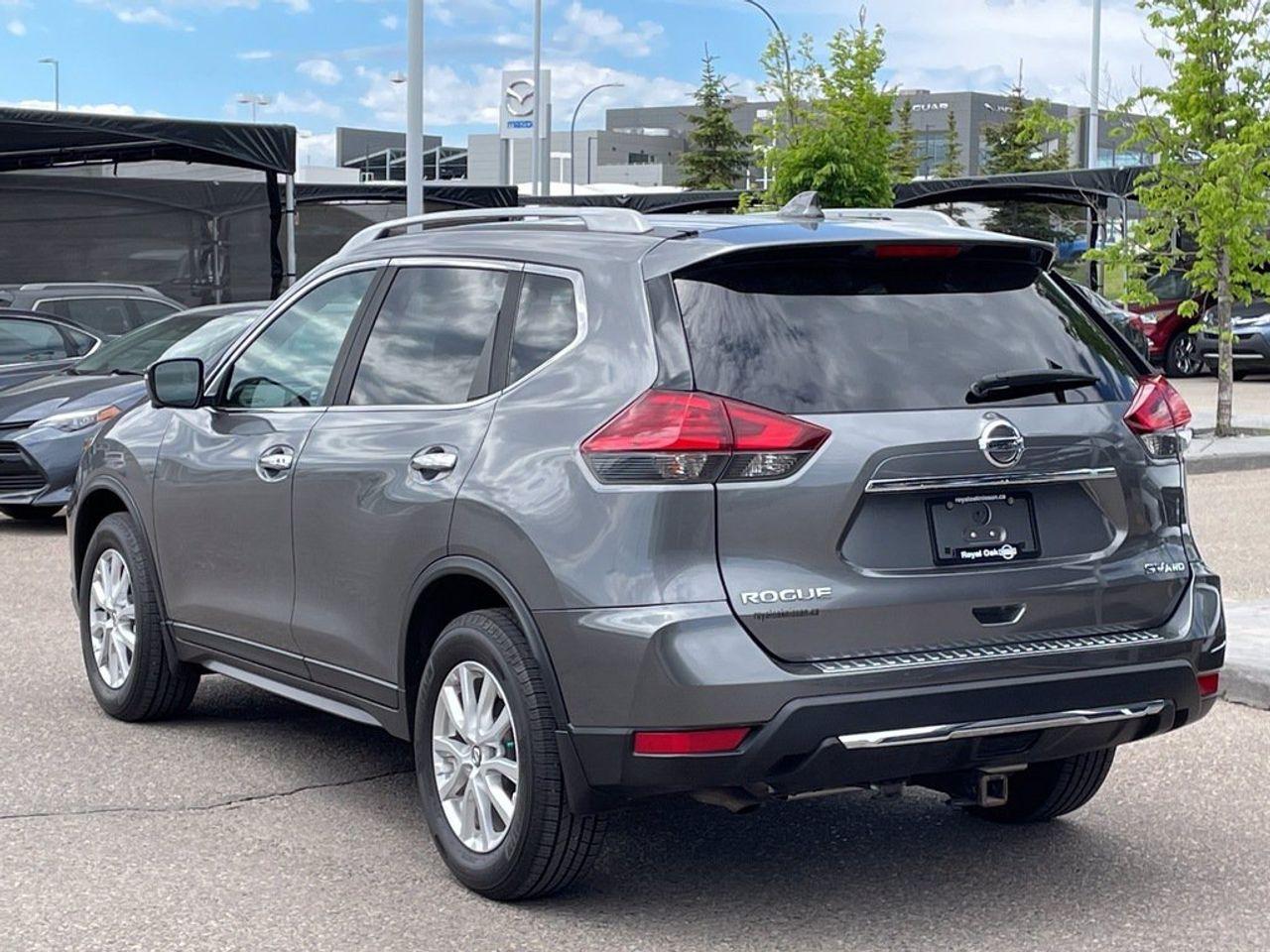 2017 Nissan Rogue S-4