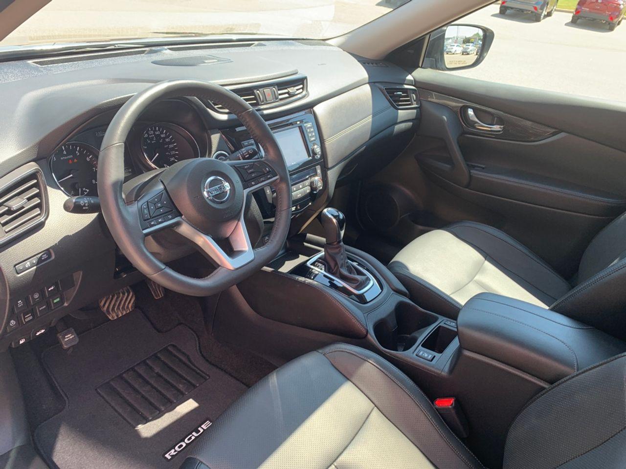 2017 Nissan Rogue S-2