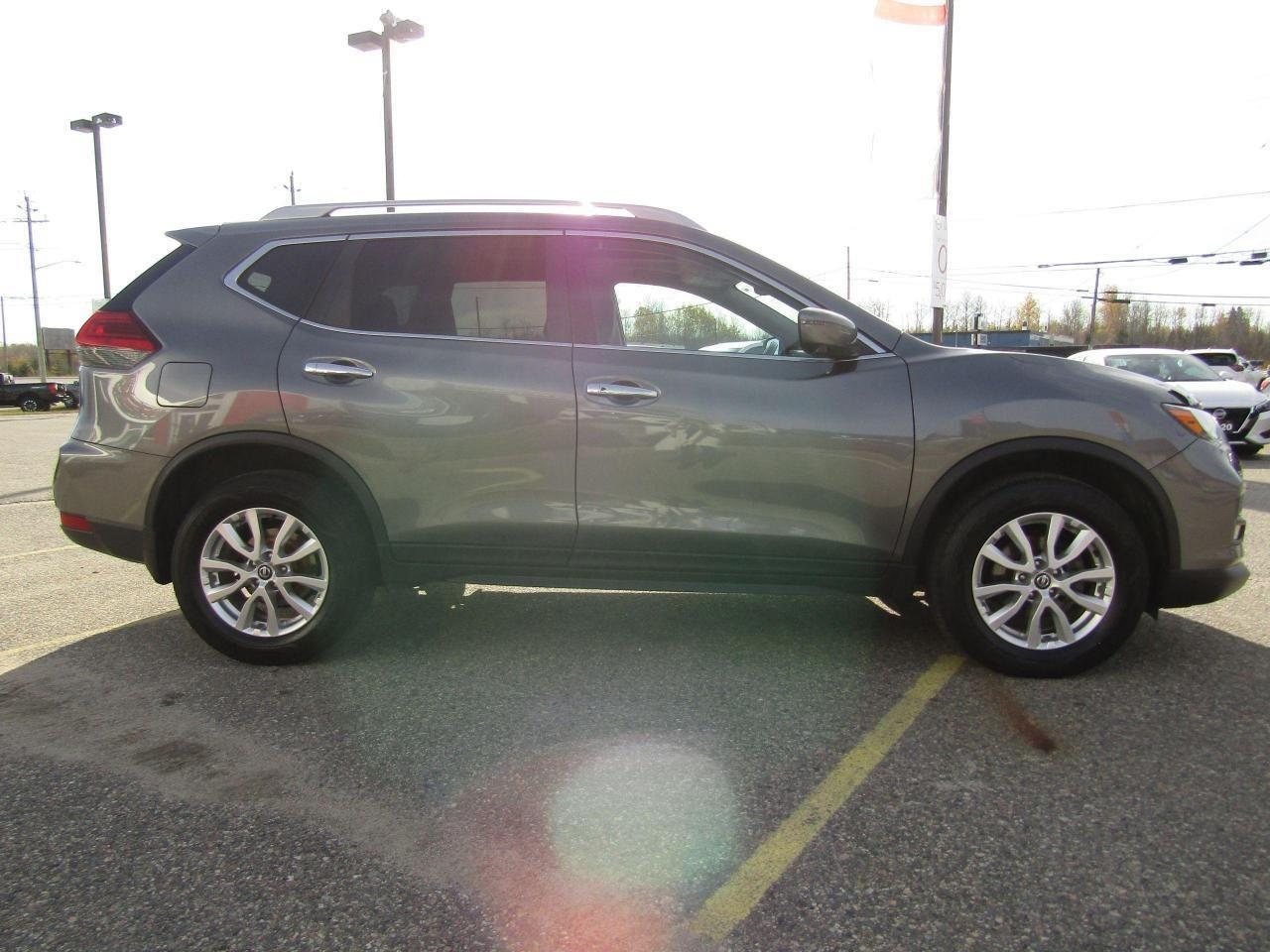 2017 Nissan Rogue S-3