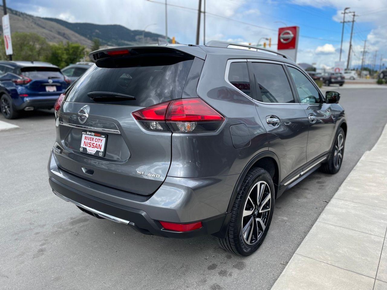 2017 Nissan Rogue S-4