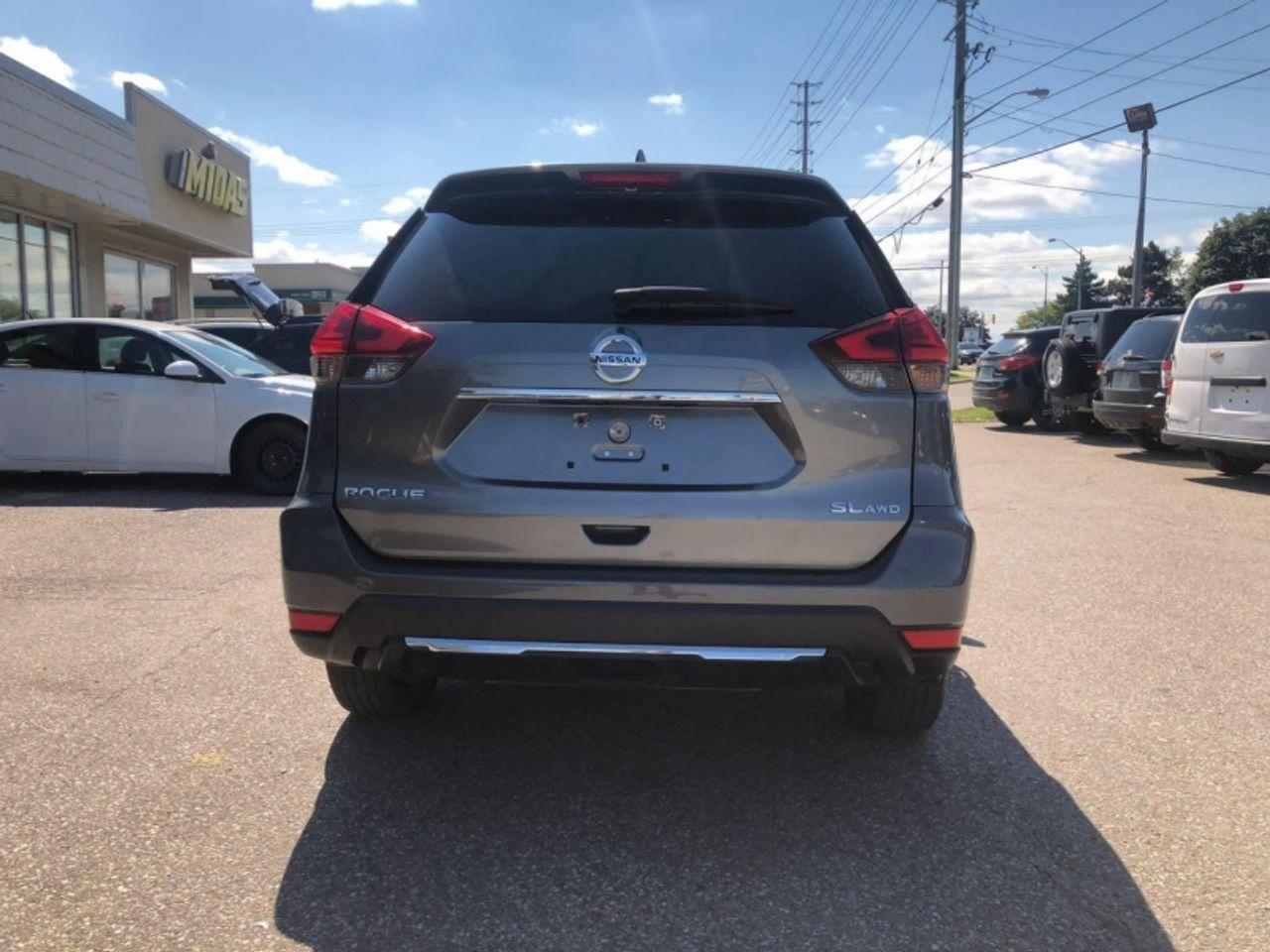 2017 Nissan Rogue S-4