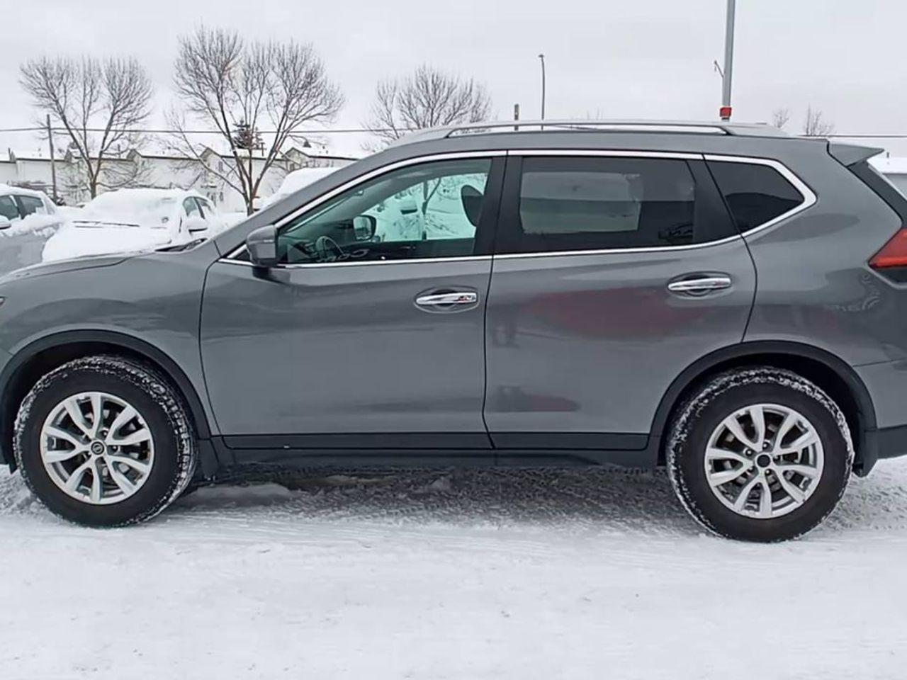 2017 Nissan Rogue S-4