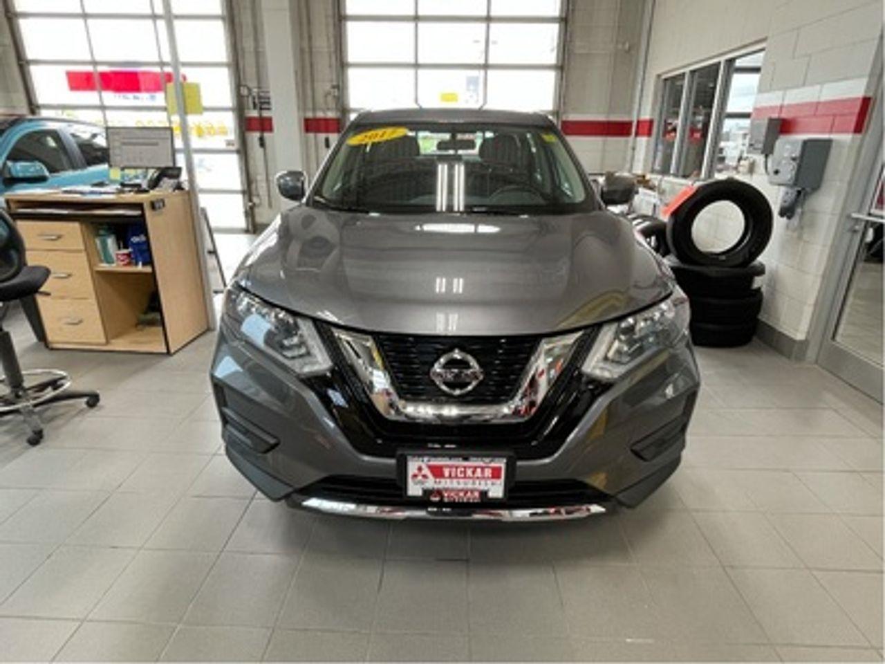 2017 Nissan Rogue S-2