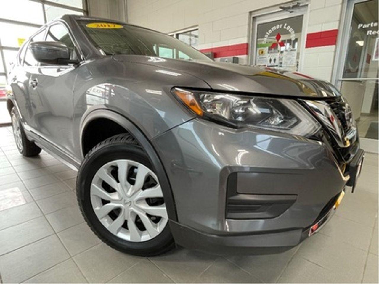 2017 Nissan Rogue S-3