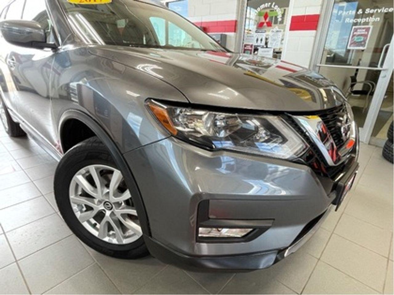 2017 Nissan Rogue S-3
