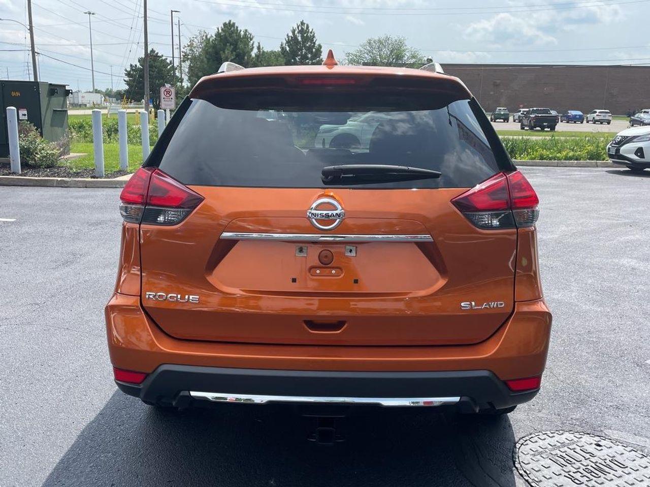 2017 Nissan Rogue S-3
