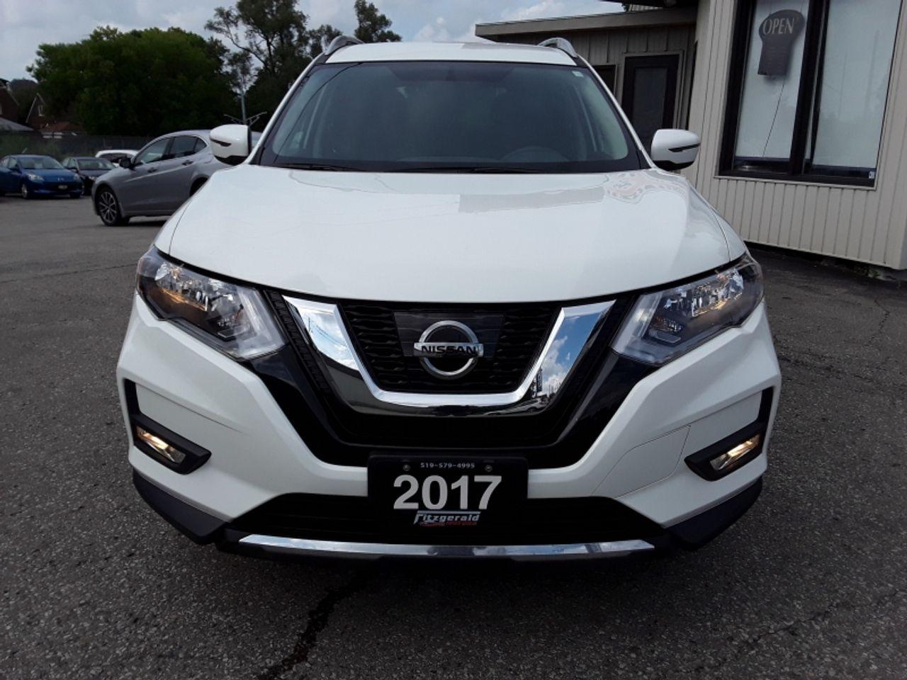 2017 Nissan Rogue S-1