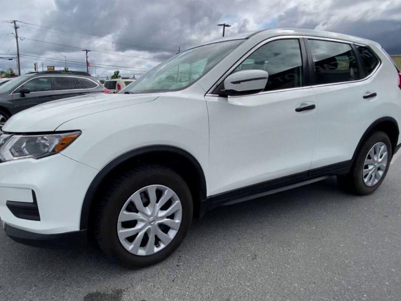 2017 Nissan Rogue S-3