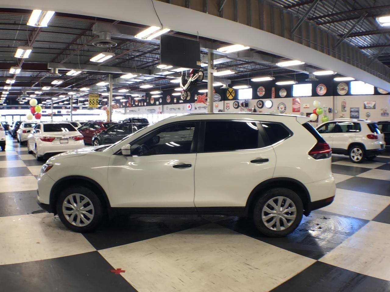 2017 Nissan Rogue S-3