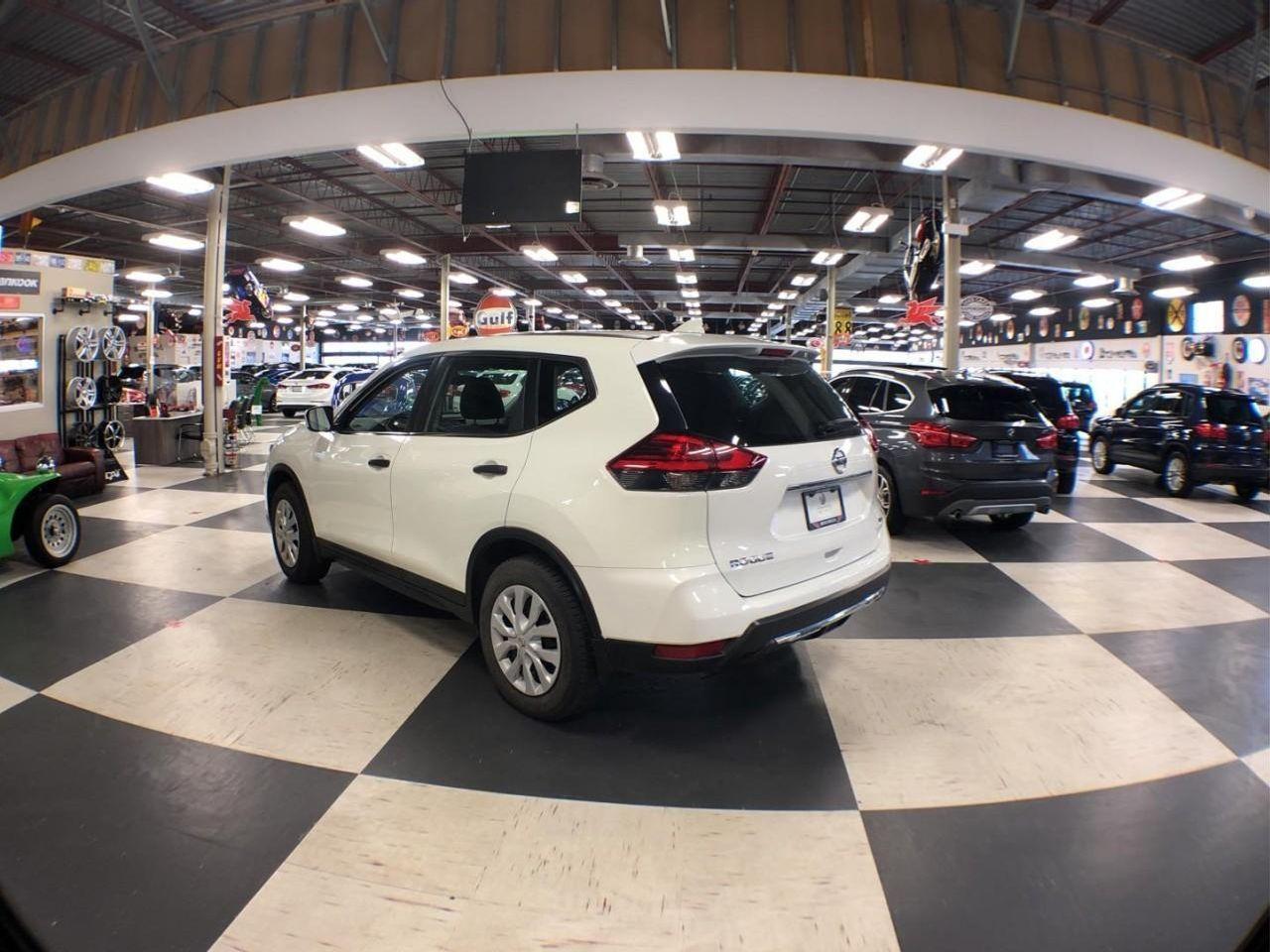 2017 Nissan Rogue S-4
