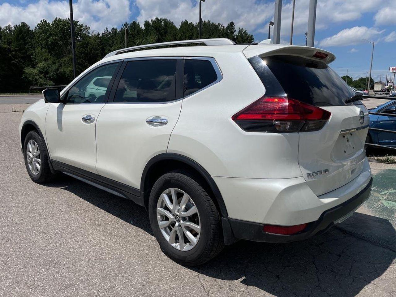 2017 Nissan Rogue S-3