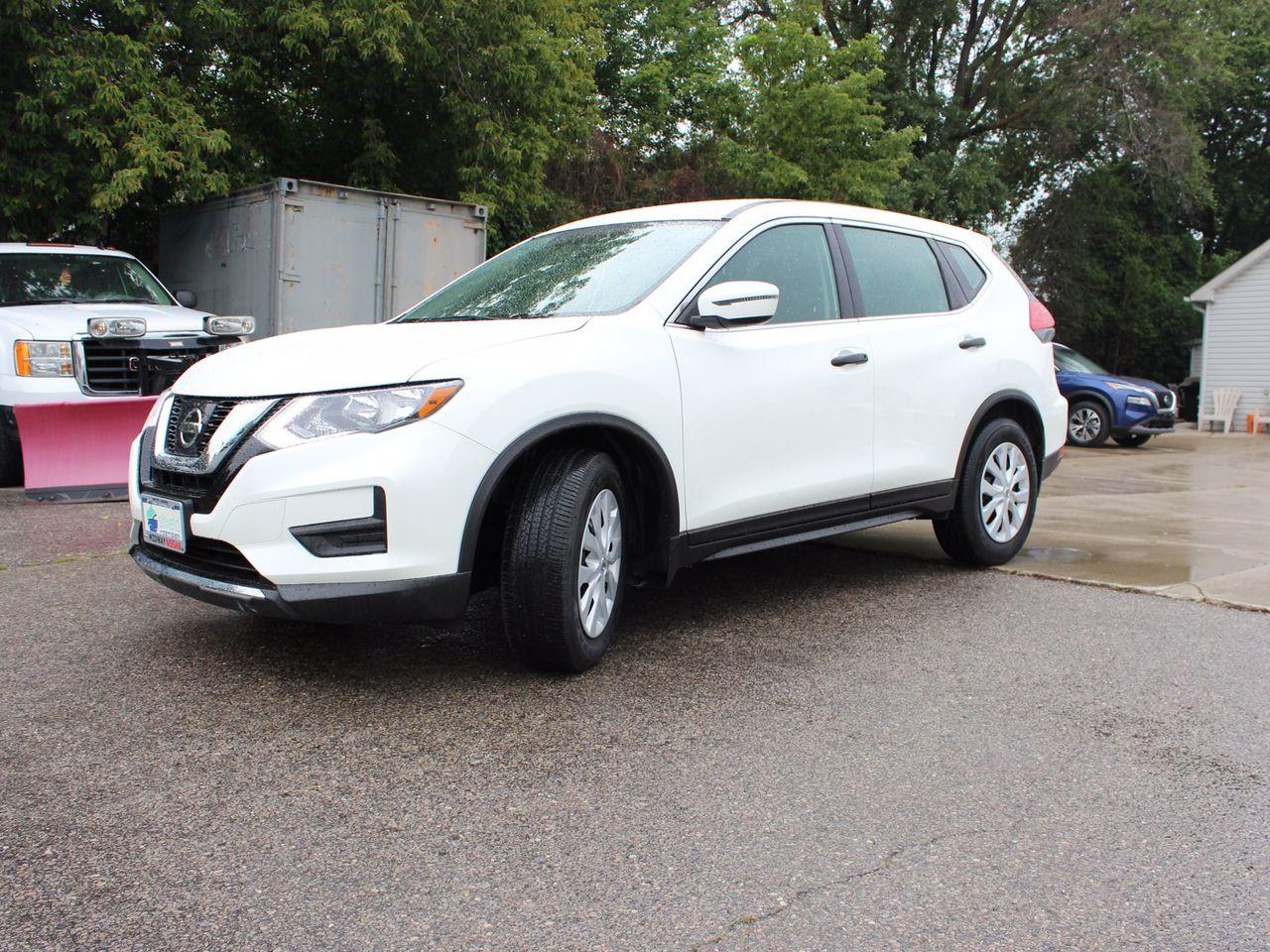 2017 Nissan Rogue S-3