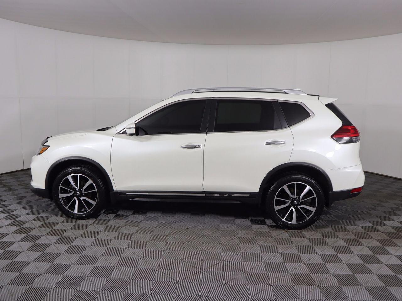2017 Nissan Rogue S-3