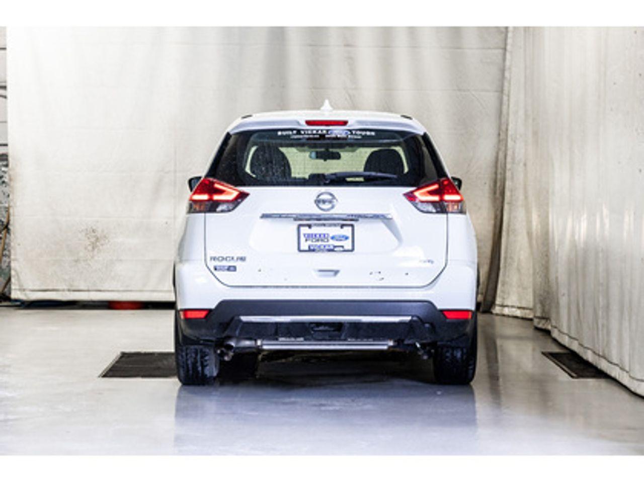 2017 Nissan Rogue S-2