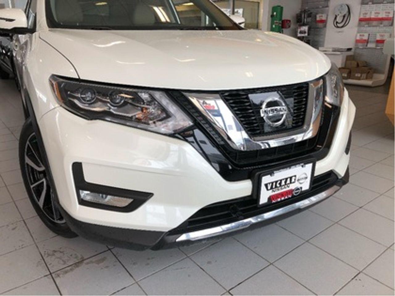 2017 Nissan Rogue S-1