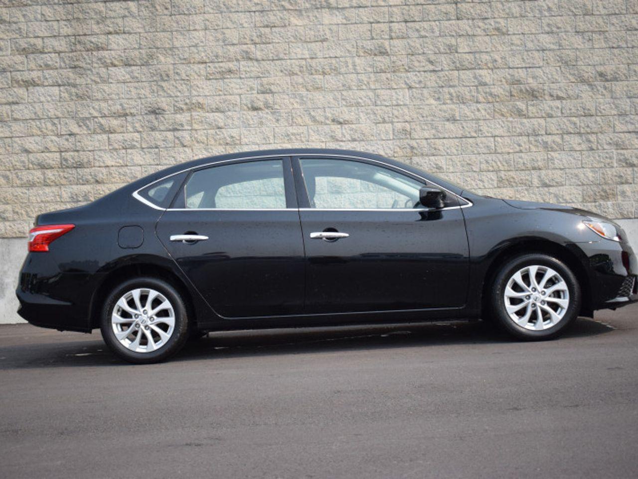 2017 Nissan Sentra S-1