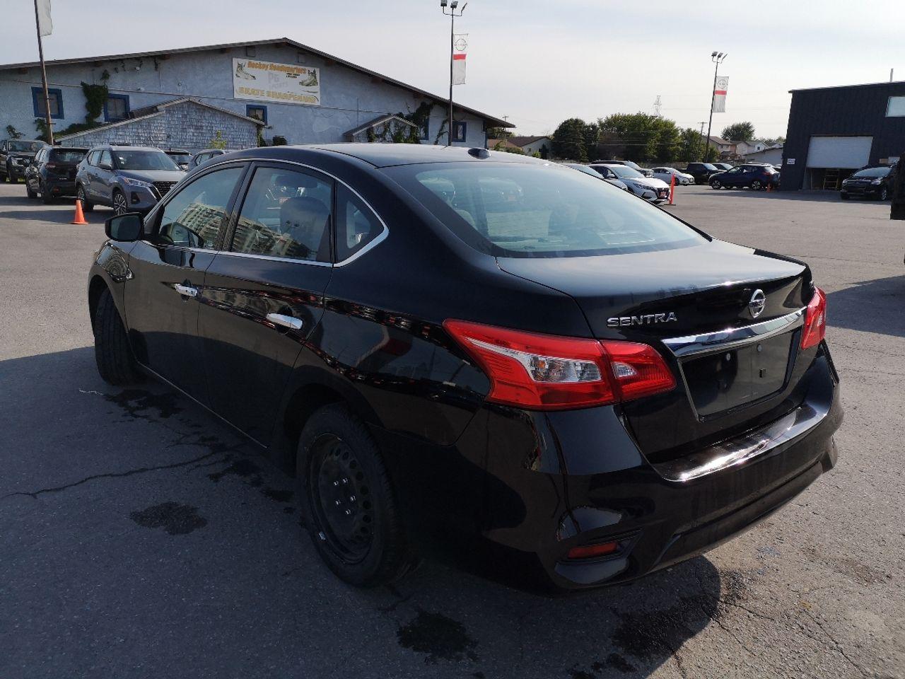 2017 Nissan Sentra S-2