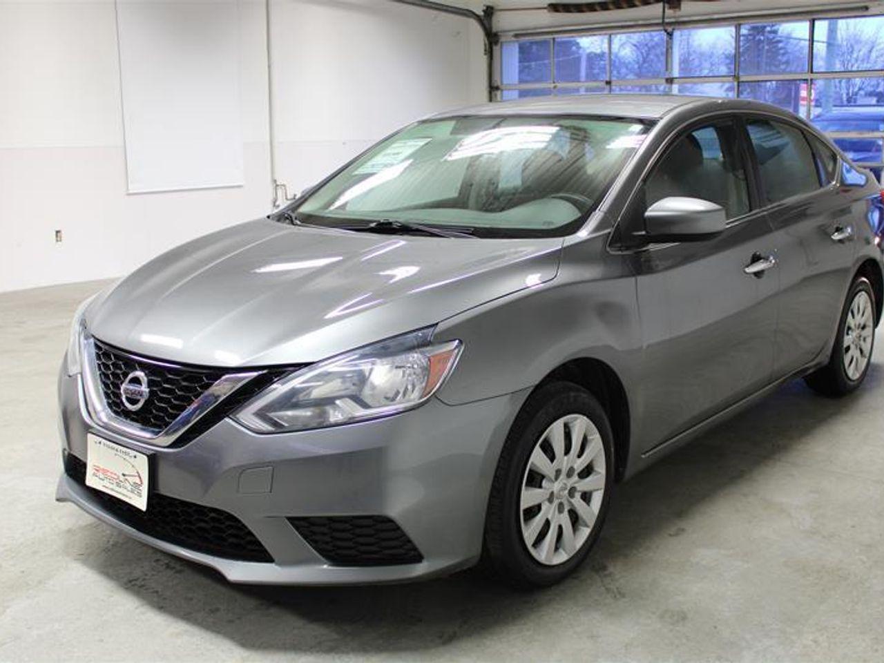 2017 Nissan Sentra S-3
