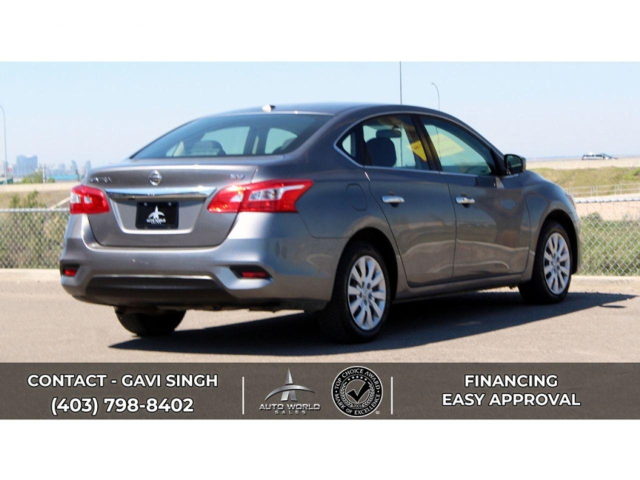 2017 Nissan Sentra S-4
