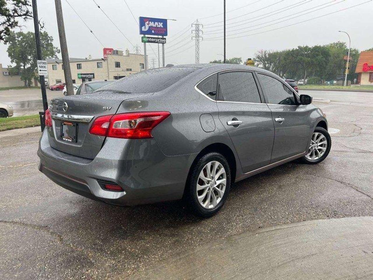 2017 Nissan Sentra SV-4