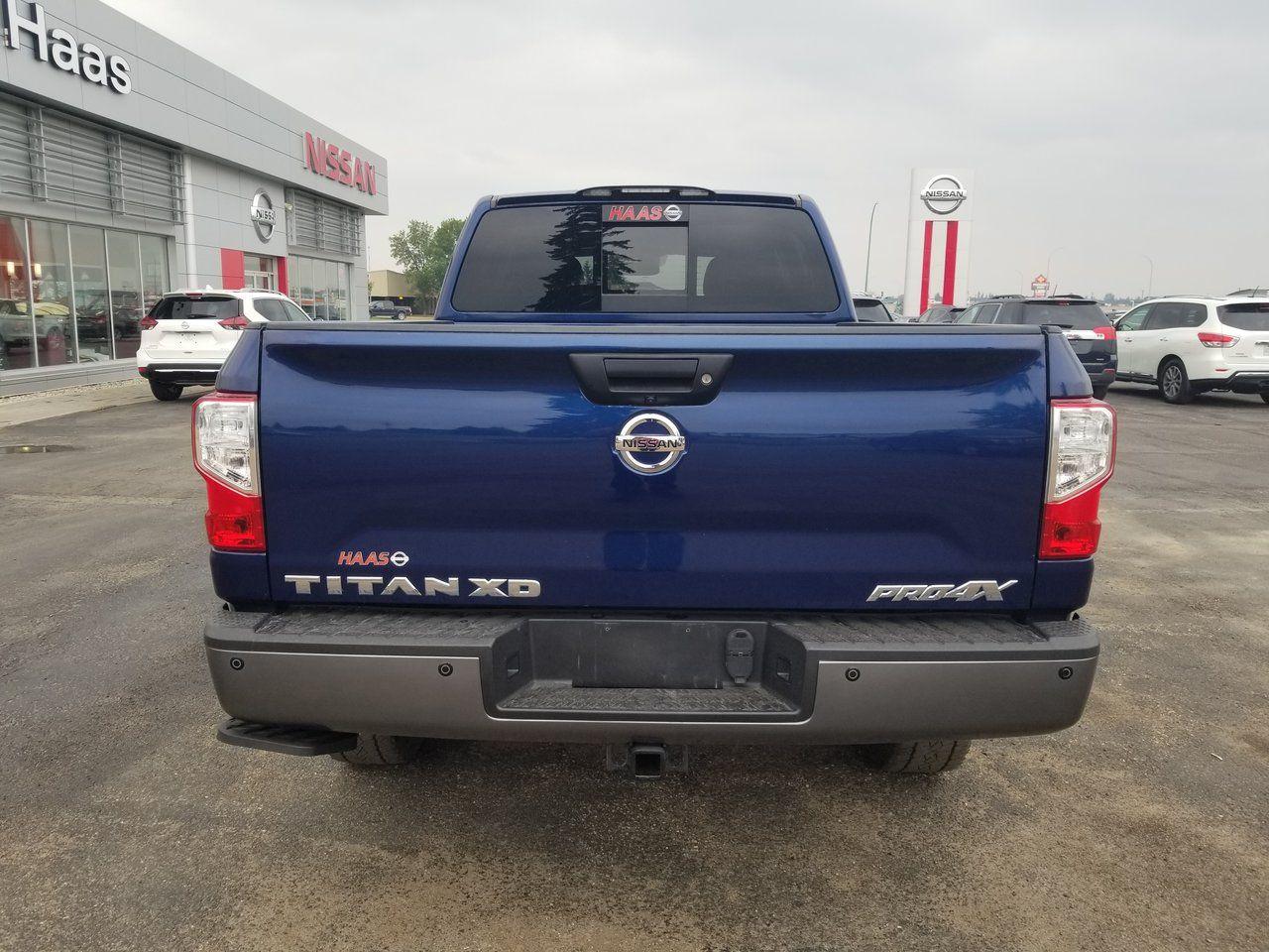 2017 Nissan Titan xD SL-4