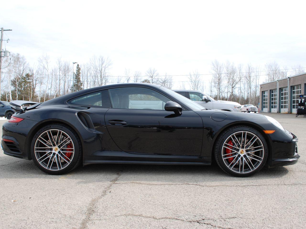 2017 Porsche 911 Turbo-1